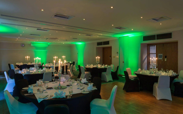 Holiday Inn Rugby/ Northampton M1, Jct 18 by IHG