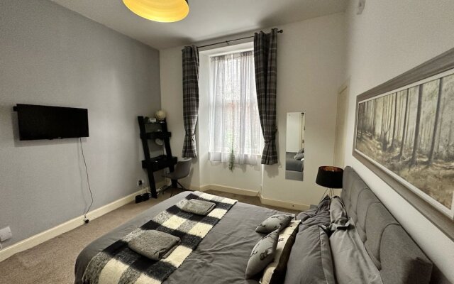 City Lights Apartments