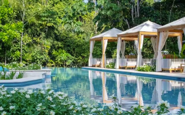 Botanika Osa Peninsula, Curio Collection by Hilton