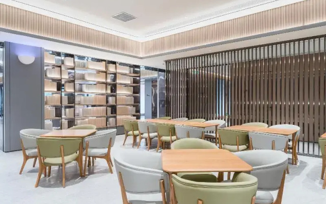 Ji Hotel Shanghai University Hutai Road