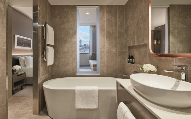 Crowne Plaza Melbourne by IHG