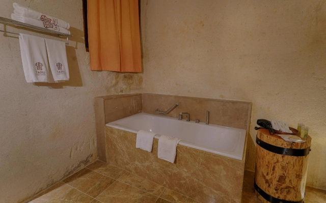 Taru Cave Suites