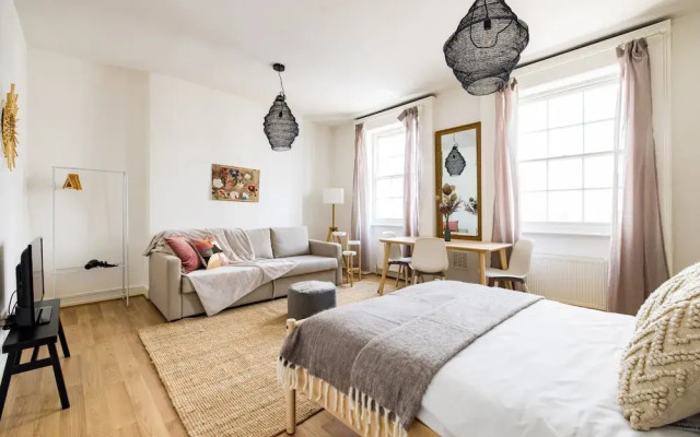 Mornington Crescent Apartments