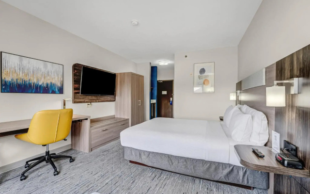 Holiday Inn Express Hotel & Suites Edmonton South by IHG