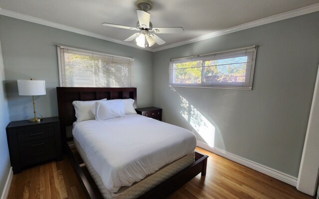 Near the beach and central located