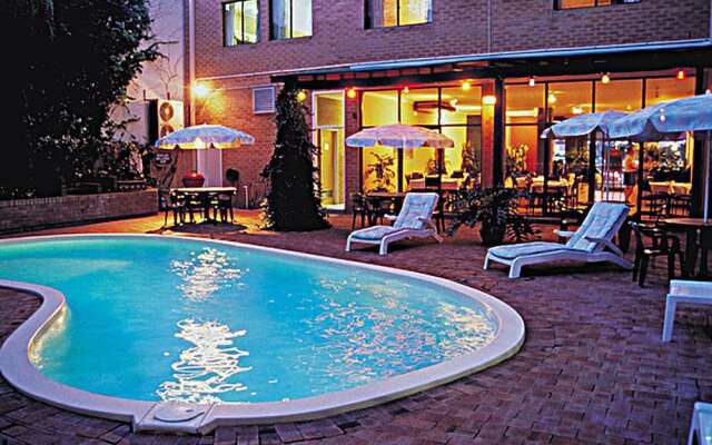 Perth City Apartment Hotel
