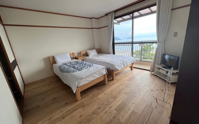 Wasuki Base Biwako Guest House