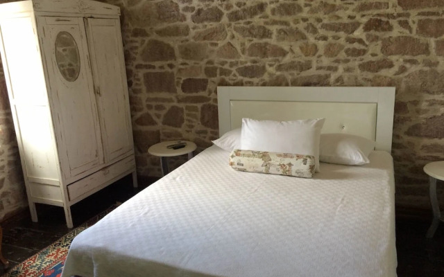 Cunda Has Konak Otel