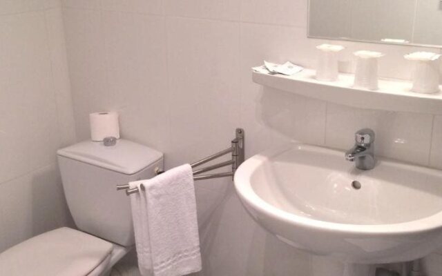 L'Excess Hotel