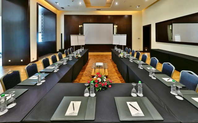 L'amphitrite Palace Resort & Spa