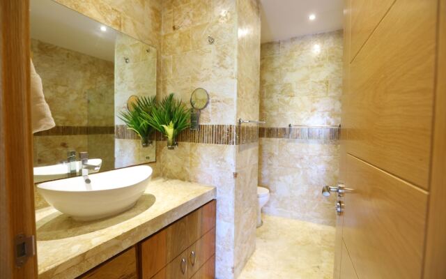 Sybaris Suites