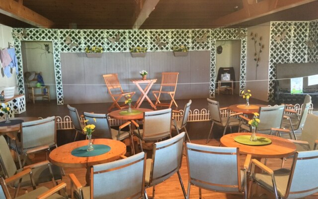 Auberge La Coudriere-Cool Hotel