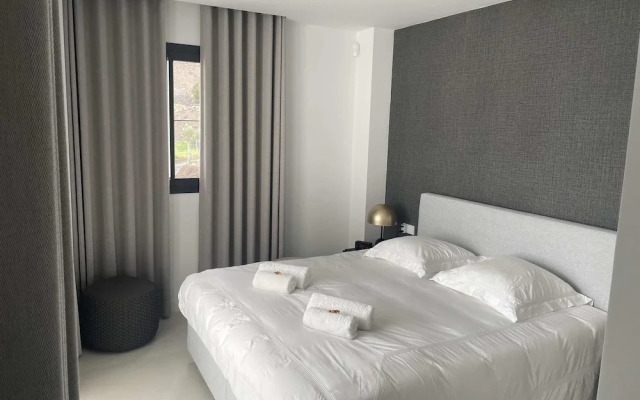 Huswell - Oceanview Stay in Higuer n West