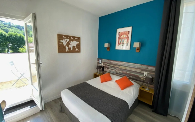Rev Hotel