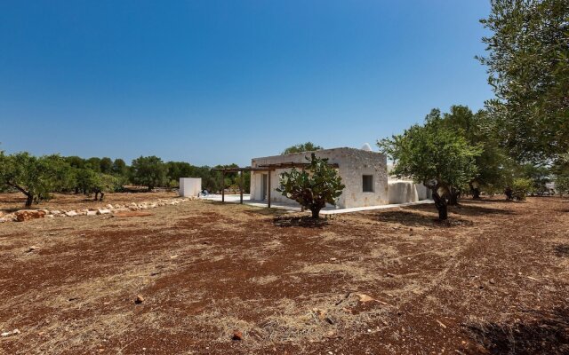 2499 Trulli La Meringa by Perle di Puglia