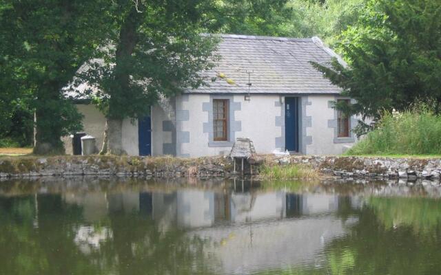 Pond Cottage