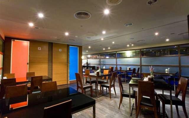 H.M.Hotel