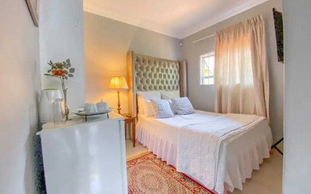 Afropolitan Guest Lodge