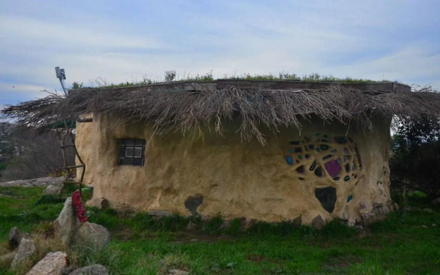 Hobbit House