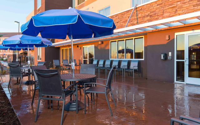 Fairfield Inn & Suites by Marriott Sacramento Folsom
