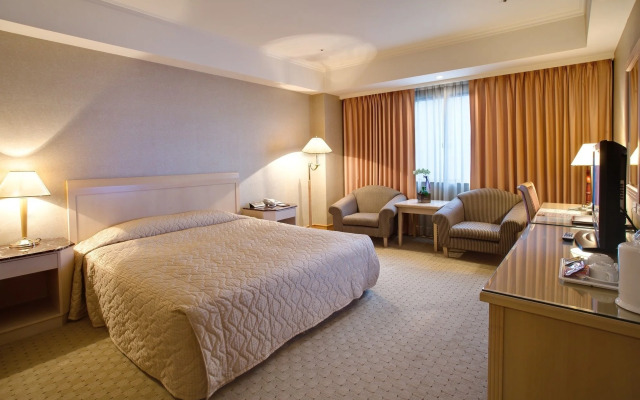 Chuto Plaza Hotel