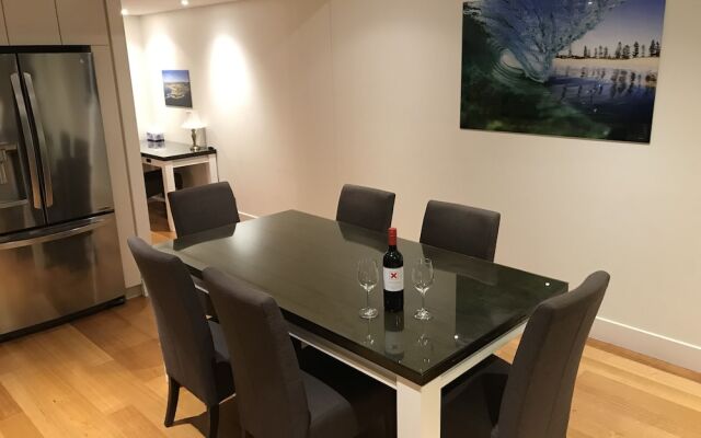 Executive 2 Bedroom Wollongong Apartment