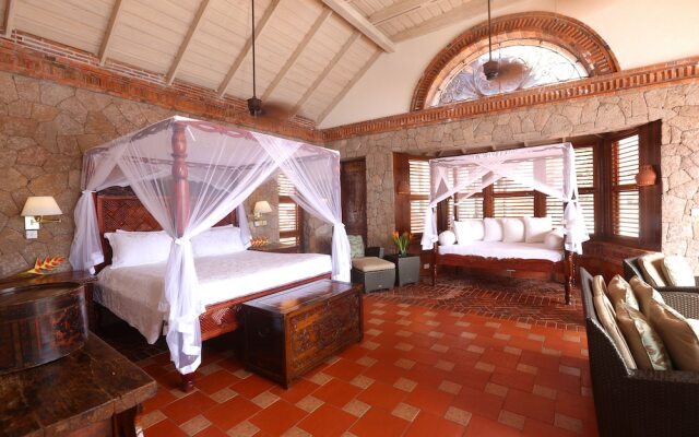 Caille Blanc Villa & Hotel - Adults Only