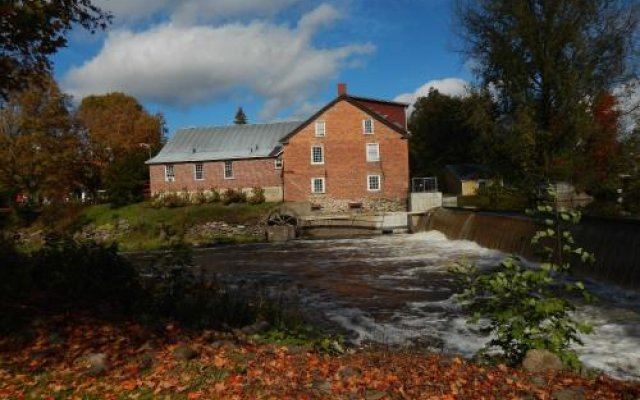 Le Old Mill 1849