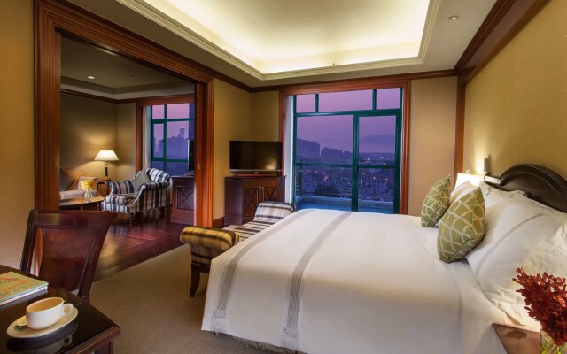 Hotel Indigo Shenzhen Overseas Chinese Town by IHG