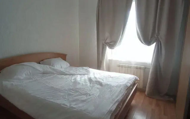 Апартаменты на улице 8-й Воздушной Армии 56