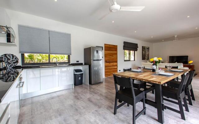 Villa Nirvana 3 Br, 500m from the beach