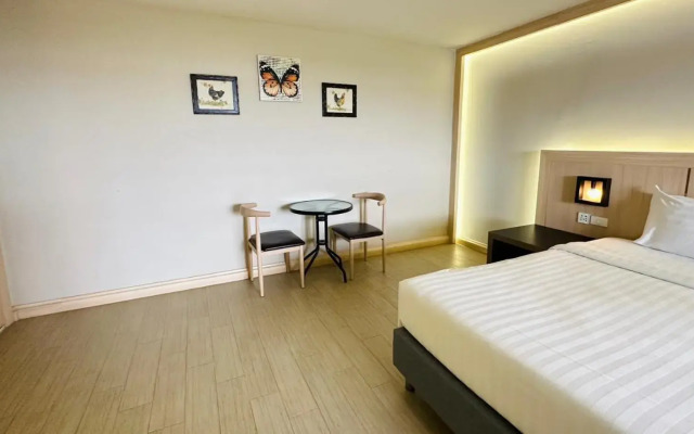 O2 luxury hotel