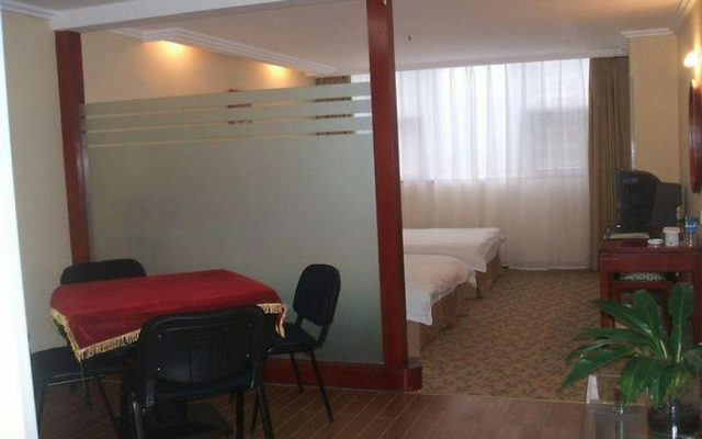 Greentree Inn Guiyang Penshuichi Business Hotel