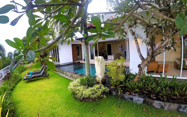 The Eyes Bali Villa