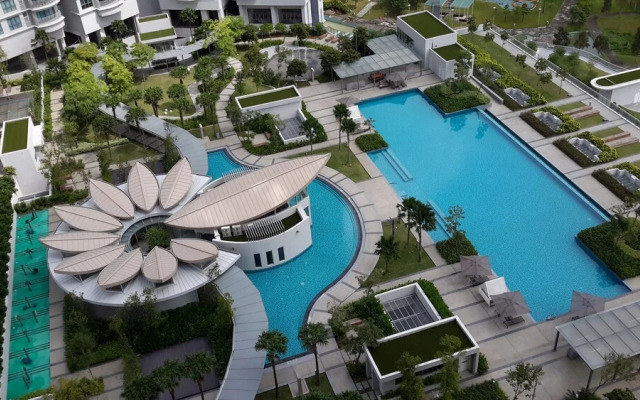 Happy Home At Teega Residence