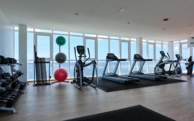 Luxury 2-Bedroom Condo with Ocean and Sunset Views