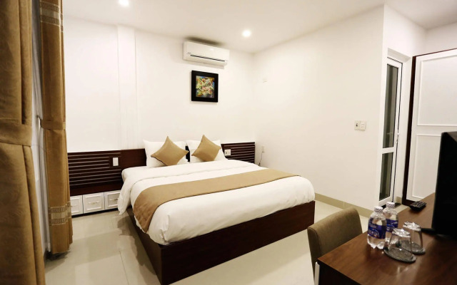 Moon & Sun Hotel