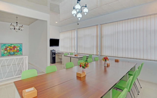 Pringombo Homestay 2 Syariah by OYO Rooms
