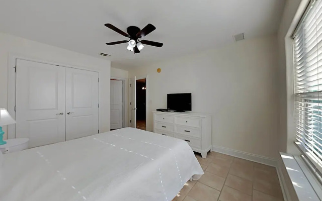 Banana Bay Townhome #6041