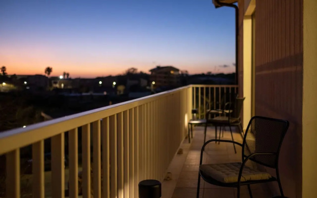 Nautika Suites