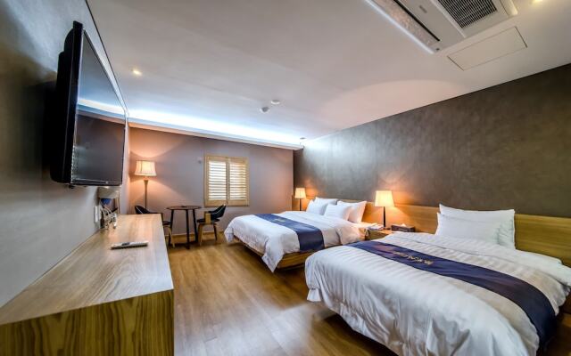 Xenia hotel