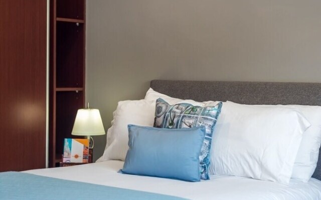 Sabbia 4201-3 Bedrooms ALL IN Suite Condo