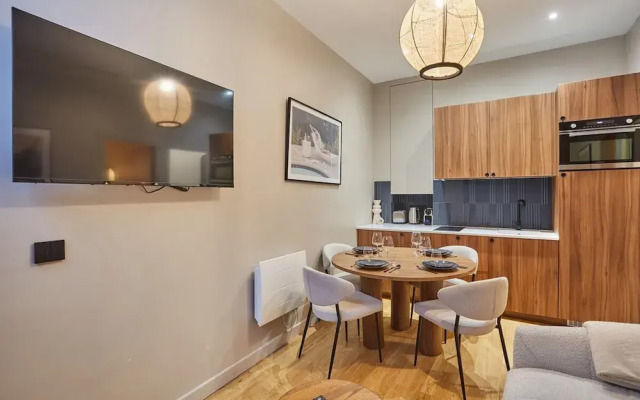 Apartment Center of Paris