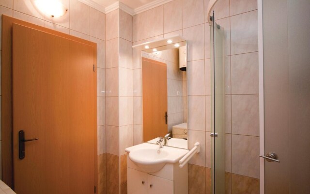 Nice Apartment in Medulin With 2 Bedrooms