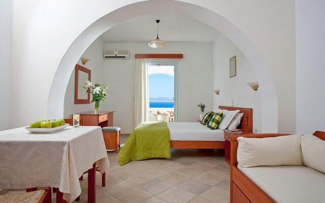 Pirgos Stelida Hotel