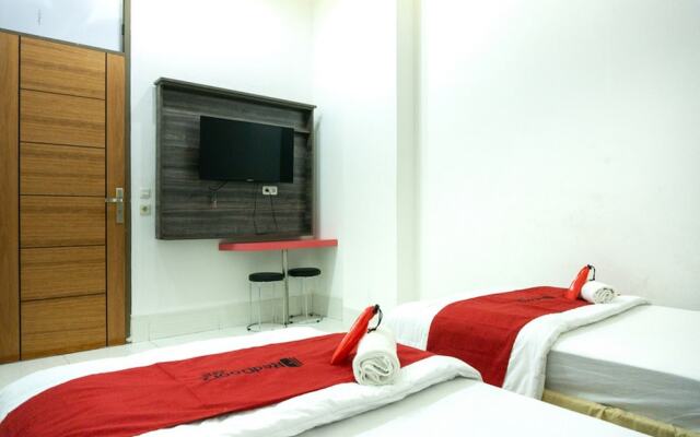 RedDoorz Plus @ Ende City Center