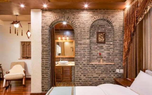 Floral Hotel Fantu