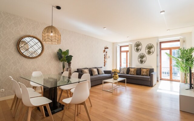 Chiado Modern Three-Bedroom Apartment - by LU Holidays