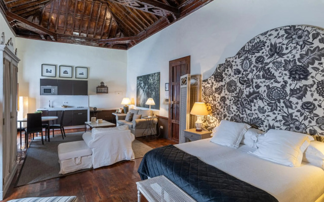 Isla Baja Suites