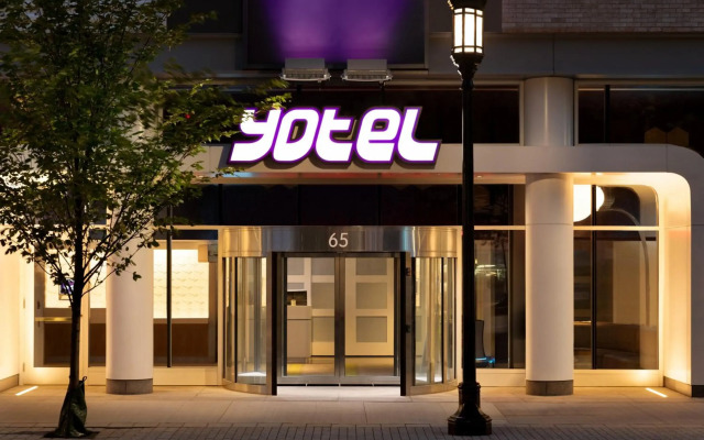 YOTEL Boston